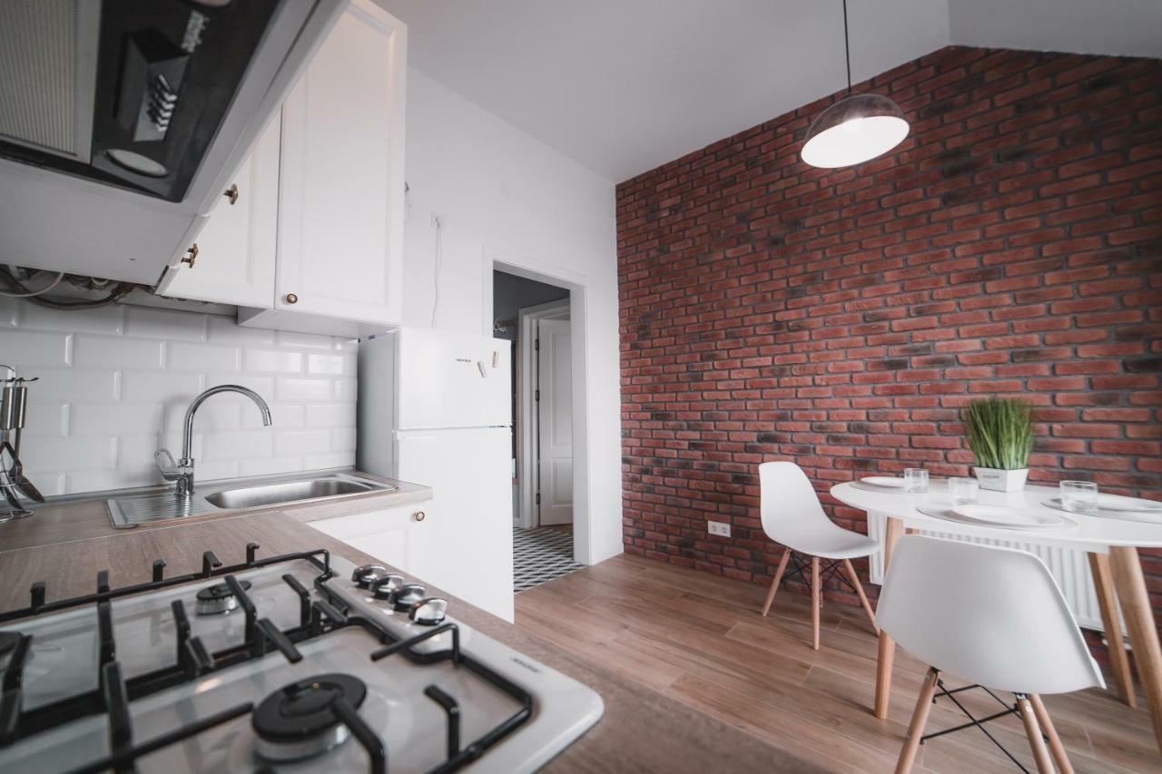 Kostjukowski Apartments Lychakivska 70A Liov Exterior foto